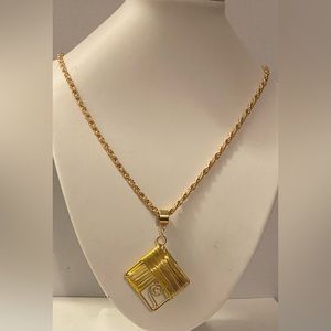 NEW Modern Art Wire design Pendant